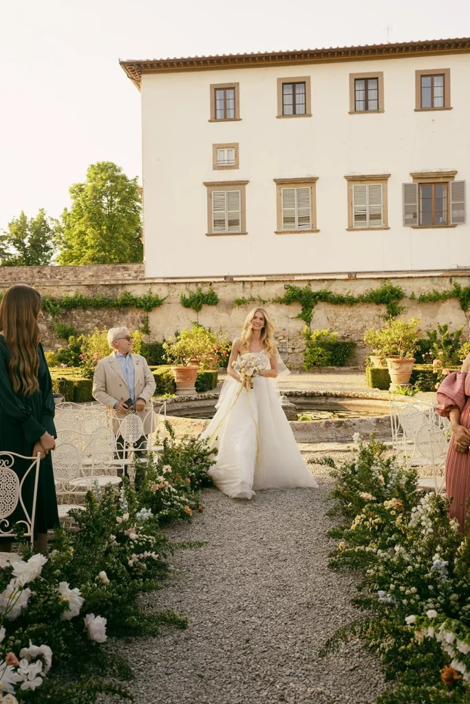 A Tuscany Wedding Styled at Villa Corsini: Timeless Editorial Inspiration in Italy