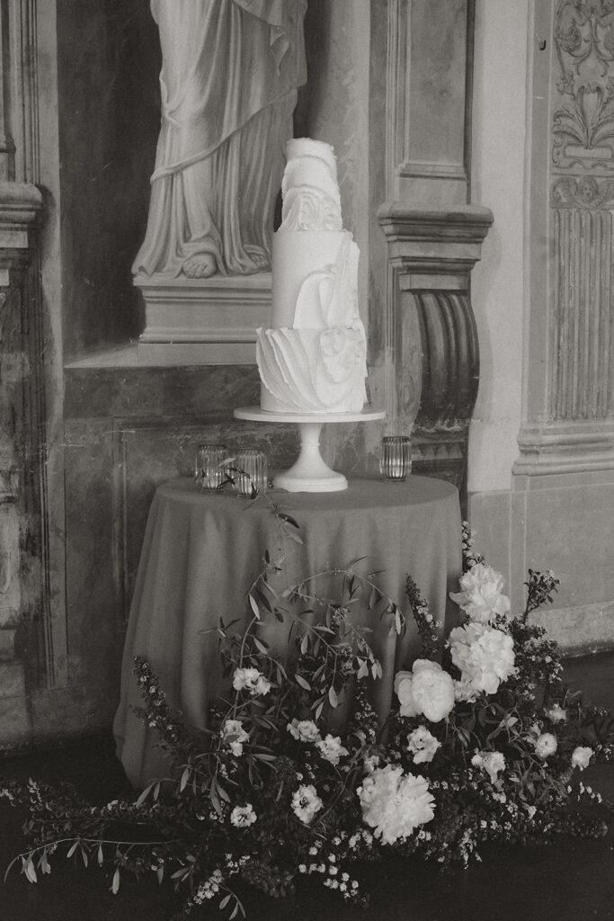 A Tuscany Wedding Styled at Villa Corsini: Timeless Editorial Inspiration in Italy