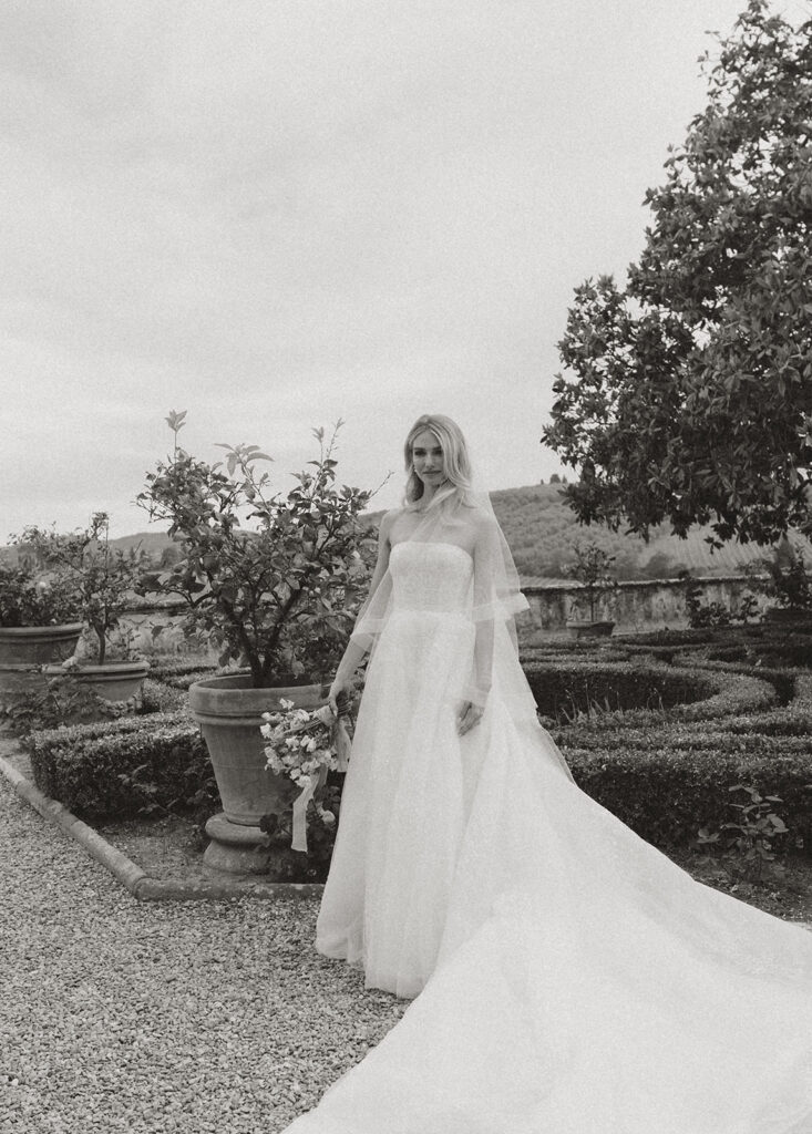 A Tuscany Wedding Styled at Villa Corsini: Timeless Editorial Inspiration in Italy