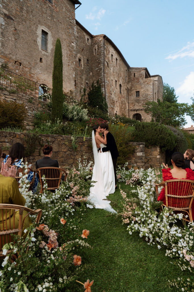 A Timeless Monteverdi Tuscany Wedding